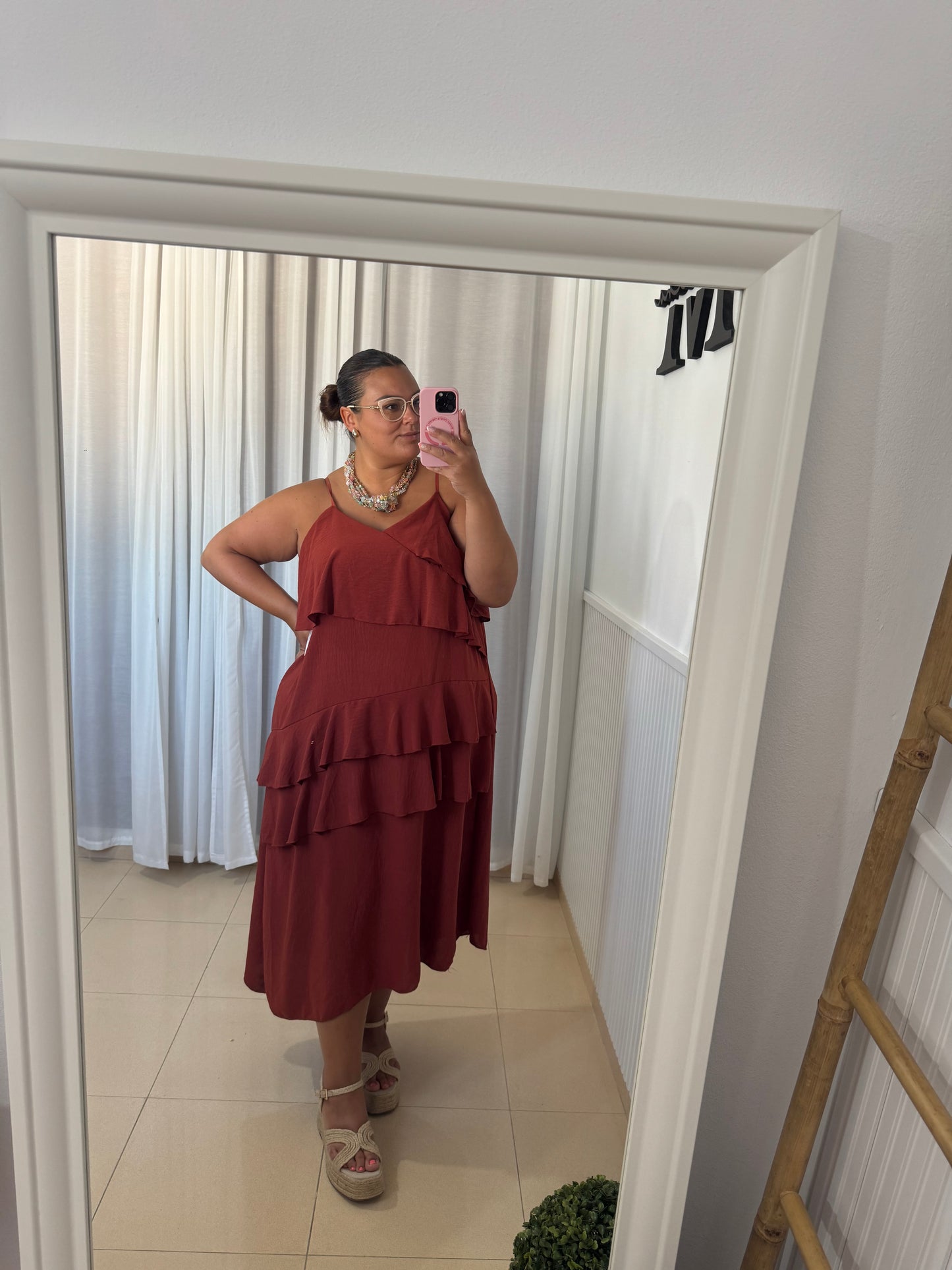 VESTIDO VOLANTE