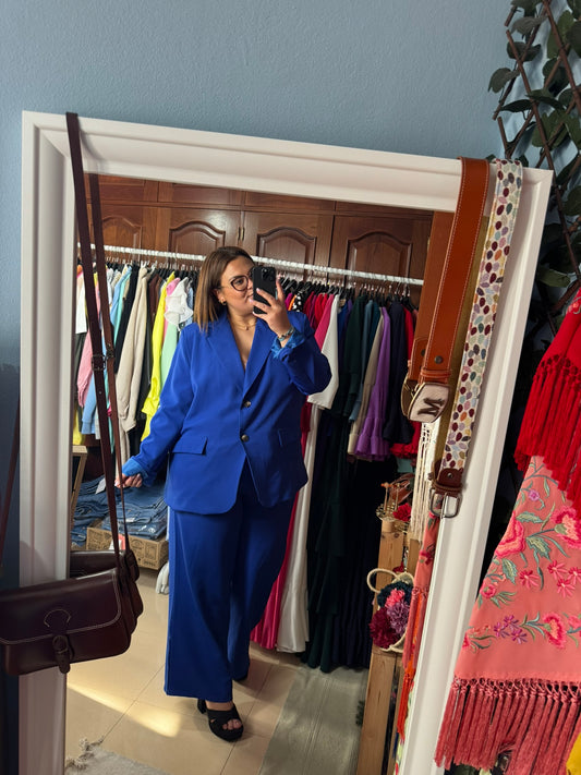 TRAJE DE CHAQUETA PAULA