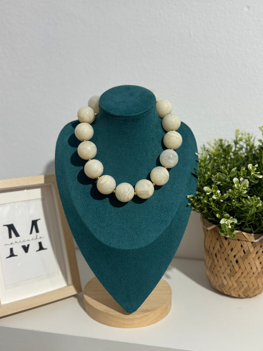 Collar Bolas Beige