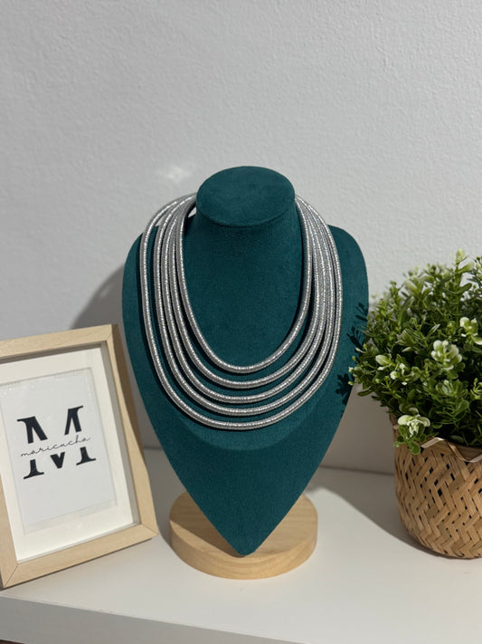 Collar Plateado